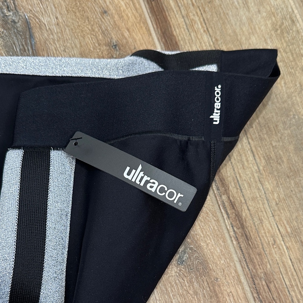 ULTRACOR Set  Women's Collegiate Black Leggings and Top with Silver Accents - Picture 10 of 16